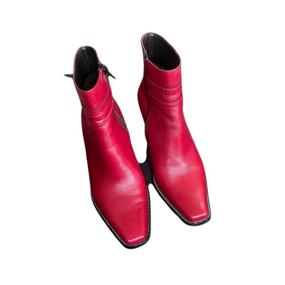 Stylish Ankle Boots Wine Color 6 1/2, 3" Block Heel - Picture 2 of 7